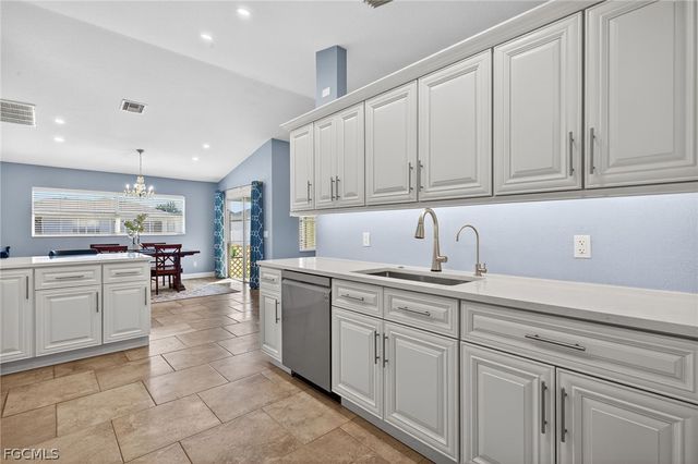 510 SW 26th TER, Cape Coral, FL 33914