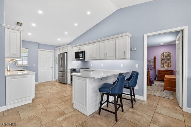 510 SW 26th TER, Cape Coral, FL 33914