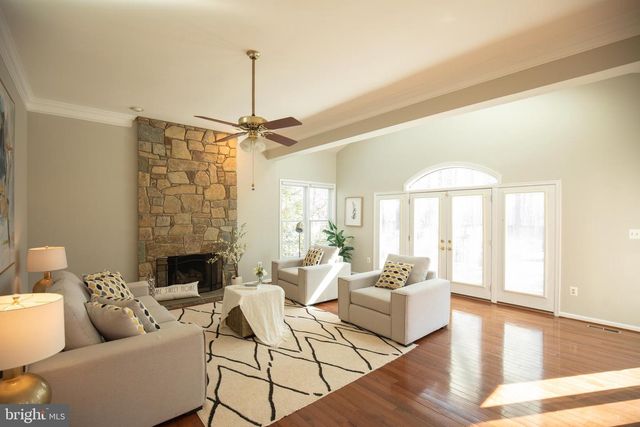 5925 POCOL DR, Clifton, VA 20124