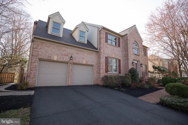 5925 POCOL DR, Clifton, VA 20124