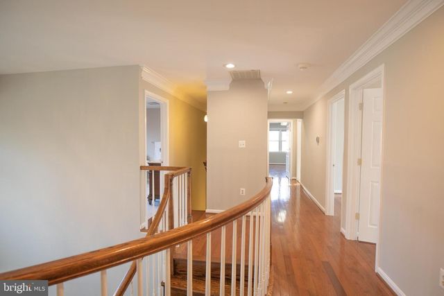 5925 POCOL DR, Clifton, VA 20124