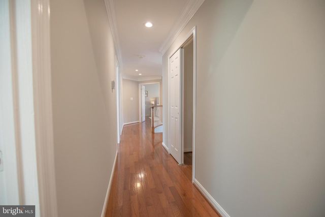 5925 POCOL DR, Clifton, VA 20124