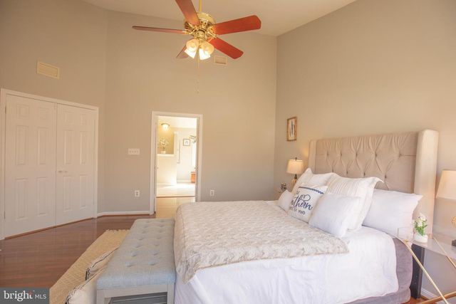 5925 POCOL DR, Clifton, VA 20124