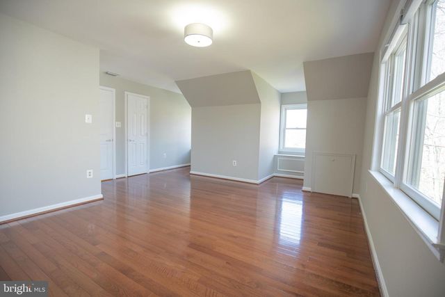 5925 POCOL DR, Clifton, VA 20124