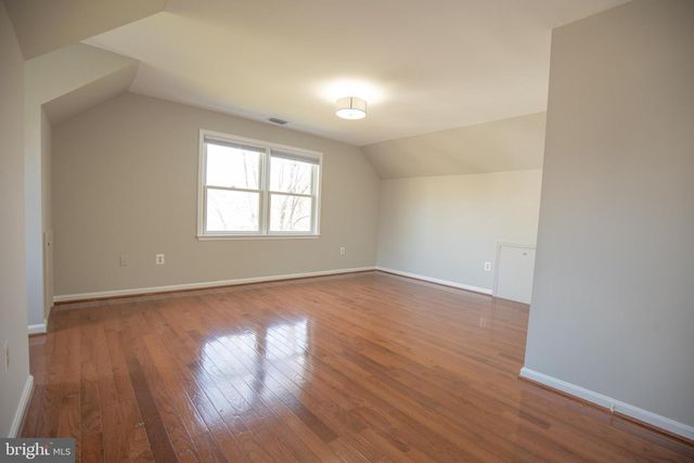 5925 POCOL DR, Clifton, VA 20124