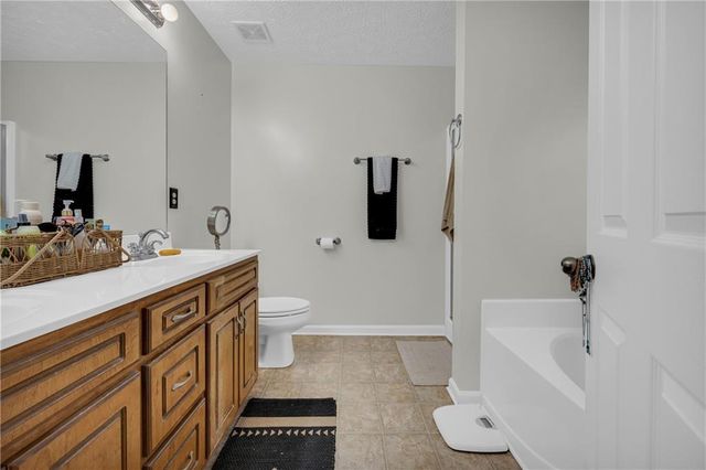 253 Longford Court, Auburn, GA 30011