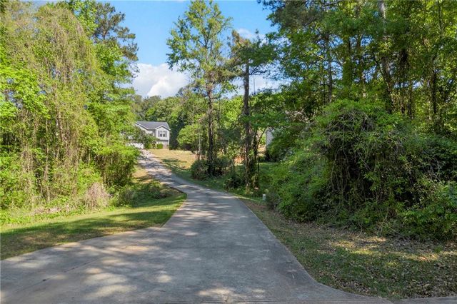 253 Longford Court, Auburn, GA 30011