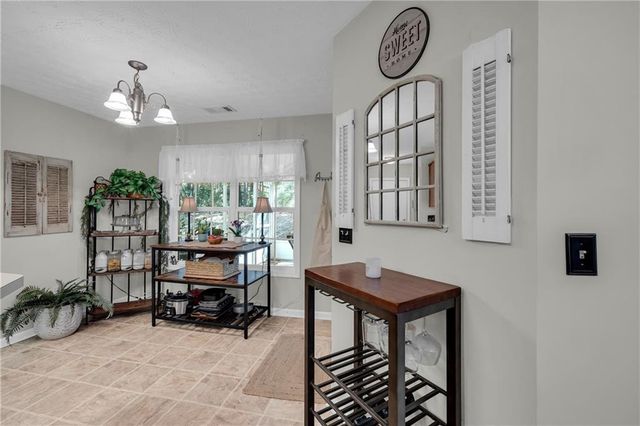 253 Longford Court, Auburn, GA 30011