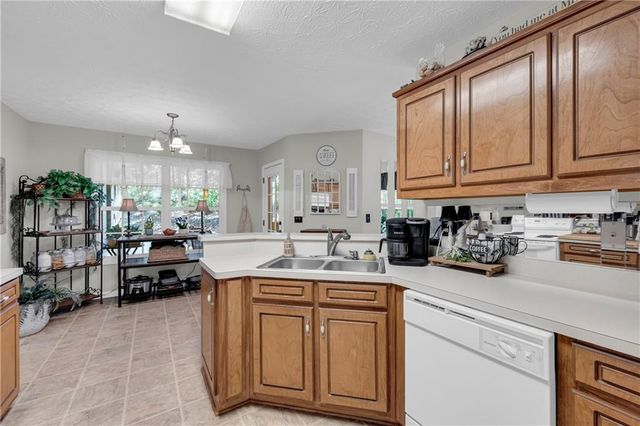 253 Longford Court, Auburn, GA 30011