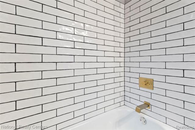 767 Navahoe Street, Detroit, MI 48215