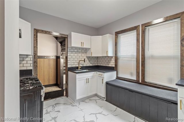 767 Navahoe Street, Detroit, MI 48215