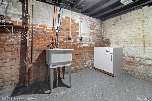 767 Navahoe Street, Detroit, MI 48215