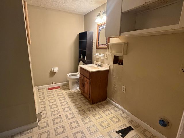 230 Barnes Road, Jeffersonville, KY 40337