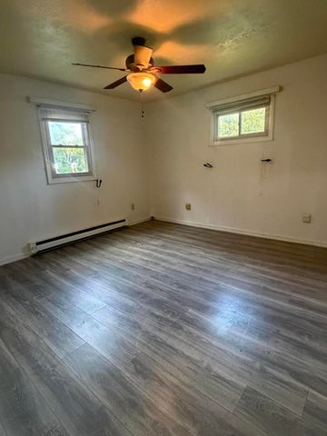 230 Barnes Road, Jeffersonville, KY 40337