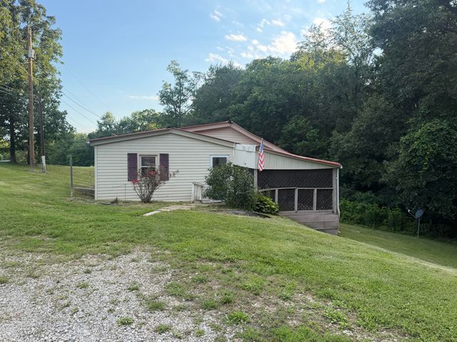230 Barnes Road, Jeffersonville, KY 40337