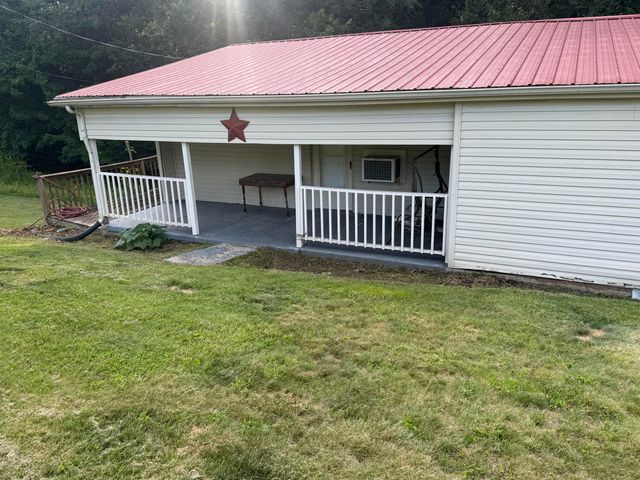 230 Barnes Road, Jeffersonville, KY 40337