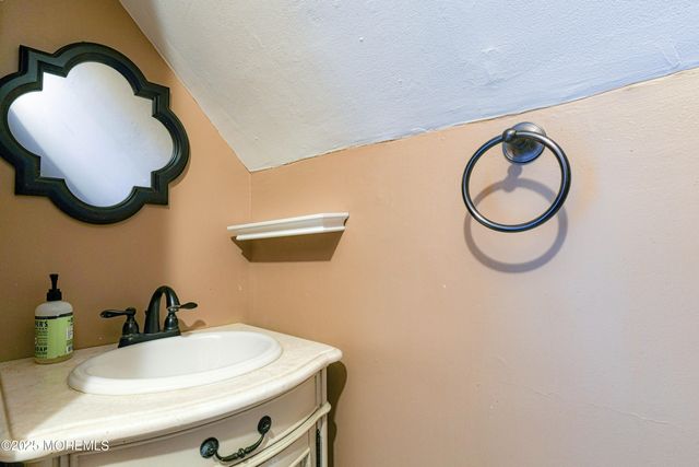 68 Mount Tabor Way, Ocean Grove, NJ 07756