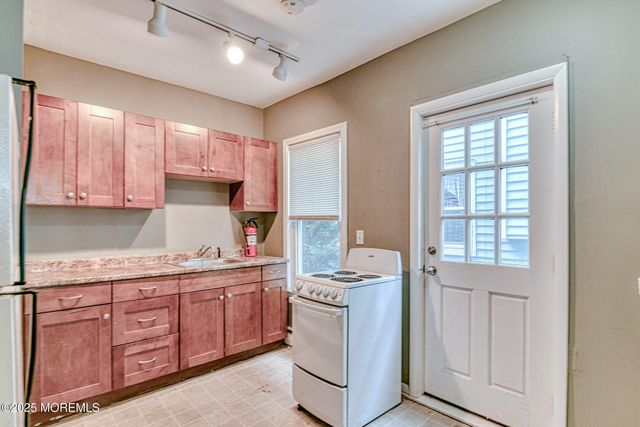 68 Mount Tabor Way, Ocean Grove, NJ 07756