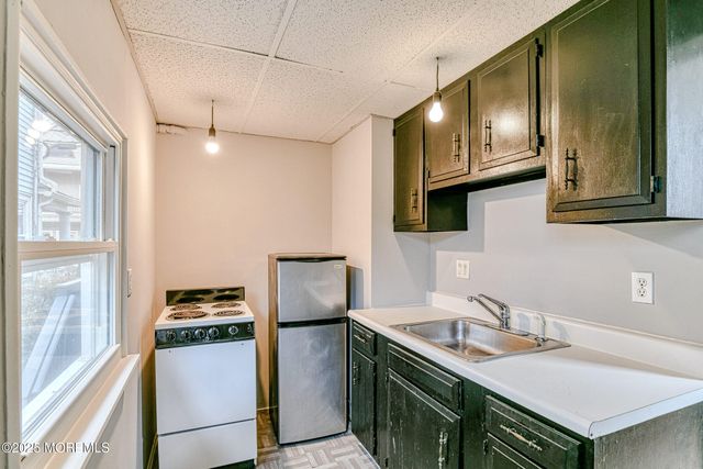 68 Mount Tabor Way, Ocean Grove, NJ 07756