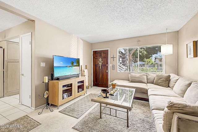 749 E MONTEBELLO Avenue 125, Phoenix, AZ 85014
