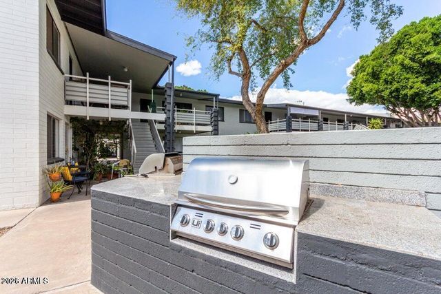 749 E MONTEBELLO Avenue 125, Phoenix, AZ 85014