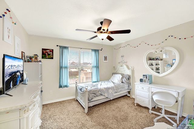 109 PARK WAY, Poth, TX 78147