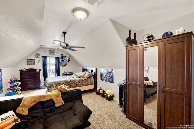 109 PARK WAY, Poth, TX 78147