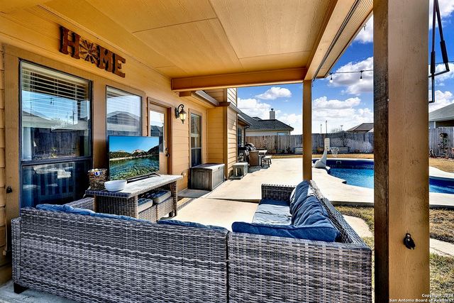 109 PARK WAY, Poth, TX 78147