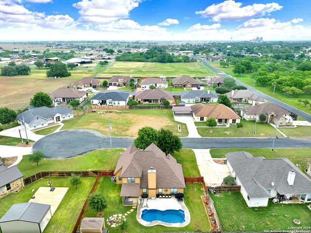 109 PARK WAY, Poth, TX 78147