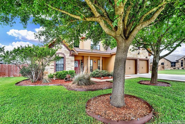 109 PARK WAY, Poth, TX 78147