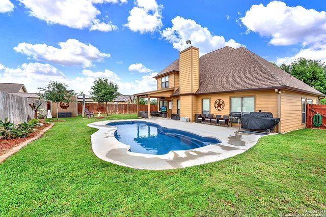 109 PARK WAY, Poth, TX 78147