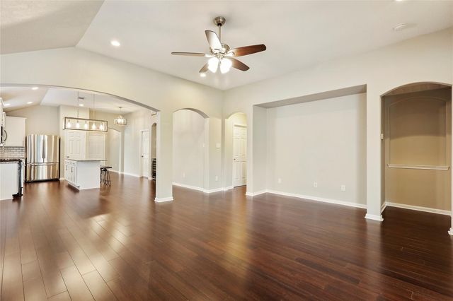 2362 Keegan Hollow Lane, Spring, TX 77386