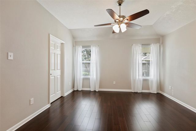 2362 Keegan Hollow Lane, Spring, TX 77386