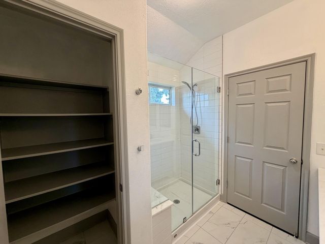 2362 Keegan Hollow Lane, Spring, TX 77386
