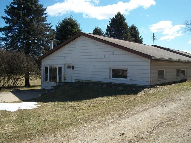 743 County Highway H, West Bend, WI 53090