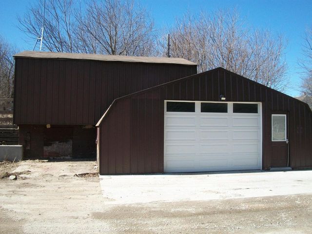 743 County Highway H, West Bend, WI 53090