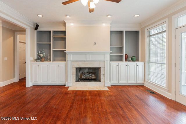 102 Hickory Hills Drive, Clinton, MS 39056