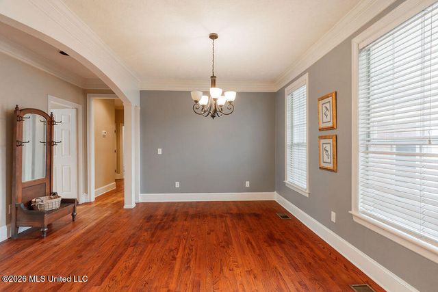 102 Hickory Hills Drive, Clinton, MS 39056