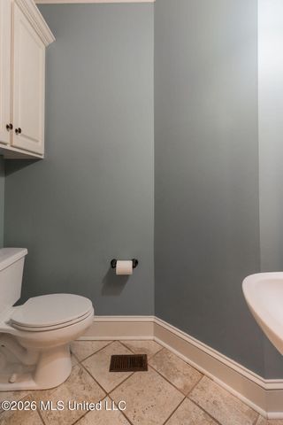 102 Hickory Hills Drive, Clinton, MS 39056