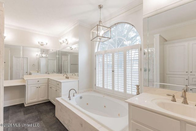 102 Hickory Hills Drive, Clinton, MS 39056