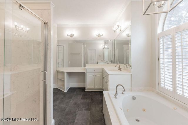 102 Hickory Hills Drive, Clinton, MS 39056