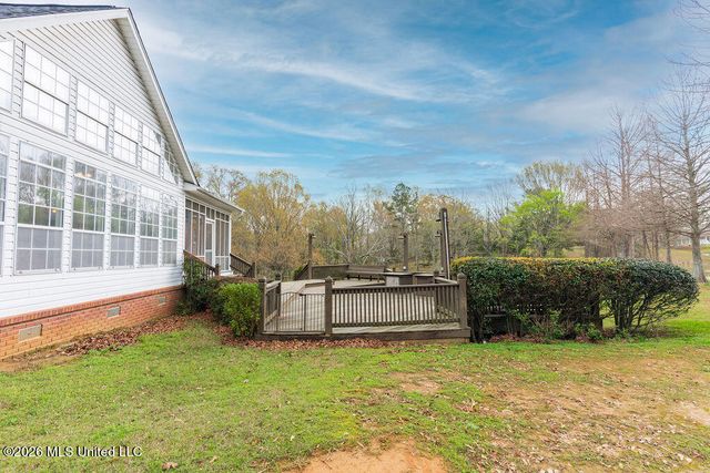 102 Hickory Hills Drive, Clinton, MS 39056