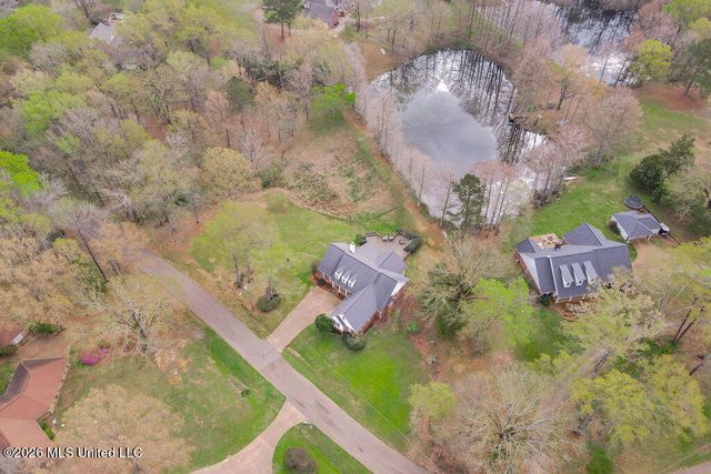 102 Hickory Hills Drive, Clinton, MS 39056