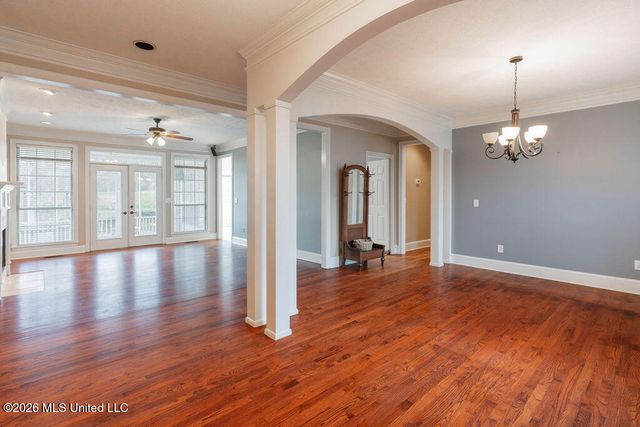 102 Hickory Hills Drive, Clinton, MS 39056