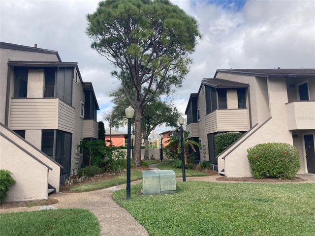 2918 ANTIQUE OAKS CIRCLE 25, Winter Park, FL 32792