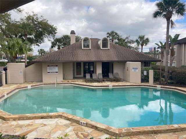 2918 ANTIQUE OAKS CIRCLE 25, Winter Park, FL 32792