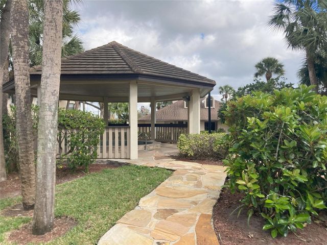 2918 ANTIQUE OAKS CIRCLE 25, Winter Park, FL 32792