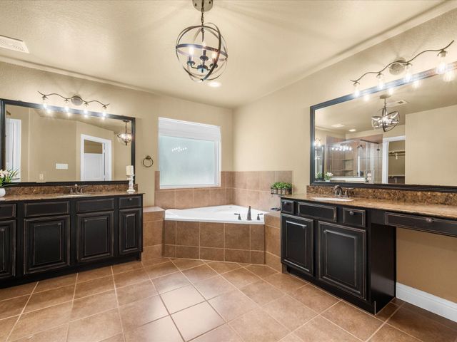10915 Crawford Circle, Montgomery, TX 77316