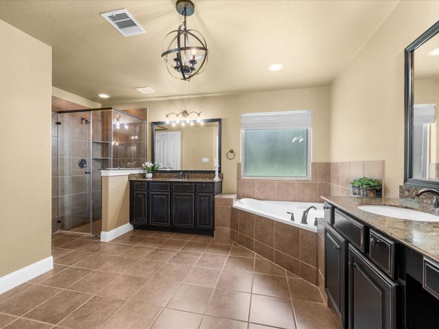 10915 Crawford Circle, Montgomery, TX 77316