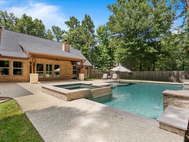 10915 Crawford Circle, Montgomery, TX 77316